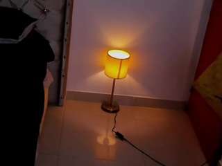 andrew-wolf webcam model