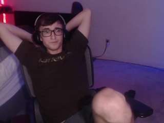 JohnnyBoyy2002