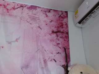 rachelparis12 webcam model