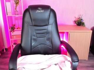 alis-blossom from CamSoda is Freechat