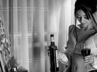 miss-nii Live Webcam on CamSoda