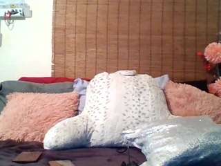 misshouston's CamSoda show and profile