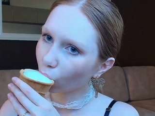 naomifoxy