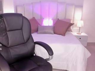 camilaa-dior Live Webcam on CamSoda