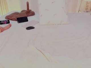 kimmie-laurence Live Webcam on {site_name}