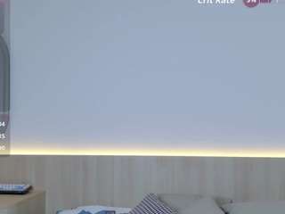 laxyflaxy live webcam show