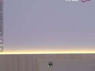 laxyflaxy's live room
