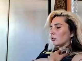 sindyrocker Live Webcam on CamSoda