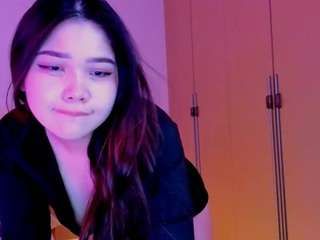  yummym chat room