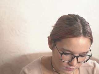 charlottecloney Webcam Model Profile