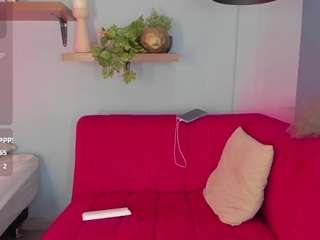 cristalfoxy's CamSoda show and profile