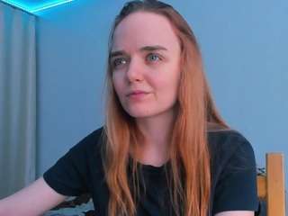 janet-shyy's CamSoda show and profile