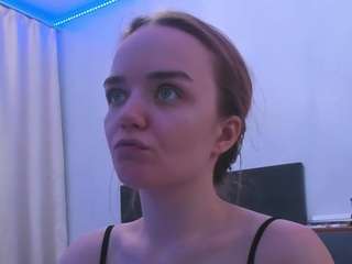 janet-shyy Live Webcam on CamSoda