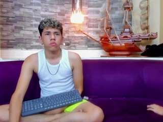 sweetguuy Live Webcam on {site_name}