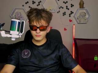 travis-wolf camsoda