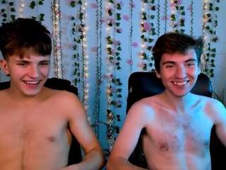 travis-wolf webcam model