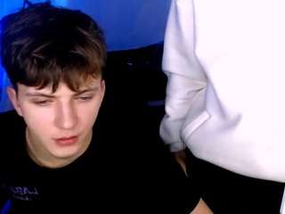 travis-wolf webcam model