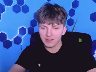 travis-wolf's CamSoda show and profile