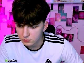 travis-wolf webcam model