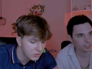 travis-wolf webcam model