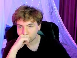 le modèle travis-wolf est en webcam porno dans un show sur le site camsoda, il possède les tags suivants: american,orgasm,gray eyes,handjob,hidden gay sex,jerk off,lean,living room,muscular,mustache,nipple piercings,outside,fetish,polish,portuguese,pump,sexting,smoking,spank,tease