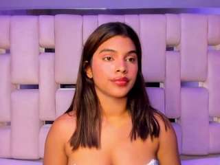 Discover amyevan from CamSoda