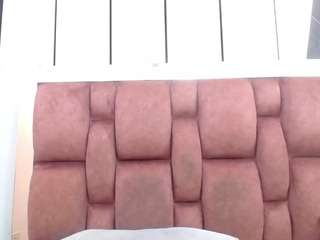 ariana-pearl's CamSoda show and profile