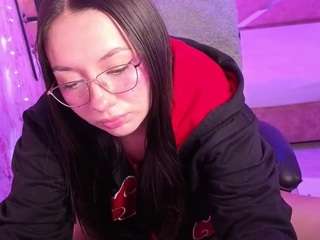 Live webcam model cataleyaglow on Soda Cams