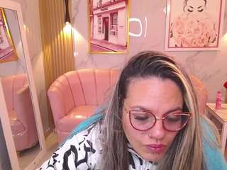 jade-jones-a camsoda