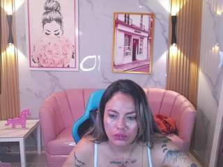 jade-jones-a's CamSoda show and profile