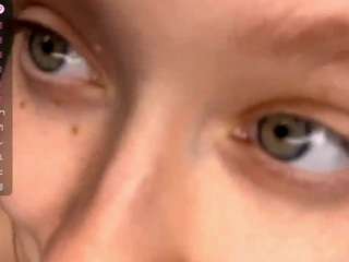 jaegodshall Live Webcam on CamSoda