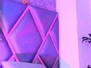 miaa-rosse webcam model