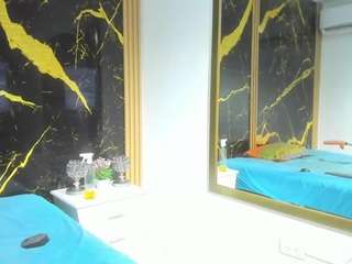 adrianavegga live cam profile