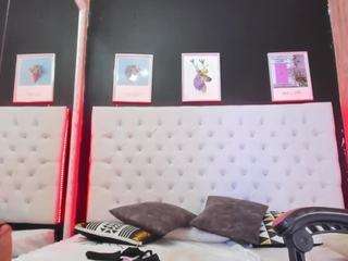  denny-zeans chat room