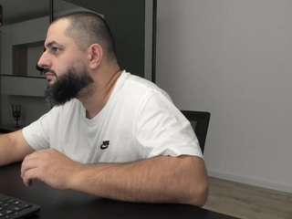 dravenpeak from CamSoda is Freechat