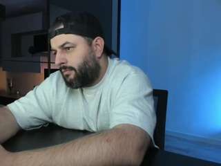 Dravenpeak live webcam show