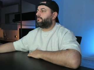 Dravenpeak live webcam show