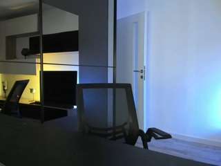 Dravenpeak live webcam show