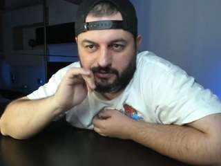 Dravenpeak live webcam show