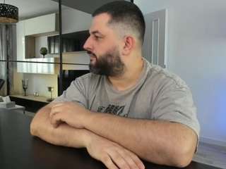 Dravenpeak's cam show statistics and live stream