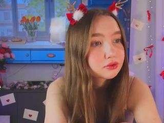 francinebritnell, female webcam model,  years old, on live webcam