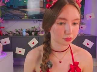 francinebritnell's CamSoda show and profile