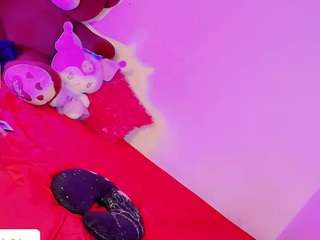 kiimsnow777 Live Webcam on CamSoda