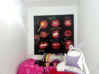 ladyboom18