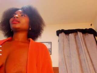 liz-ortega30 Live Webcam on CamSoda