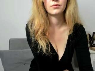 LyraAttractive