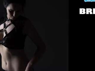 lyraattractive webcam