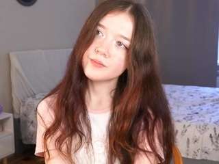 s-size Live Webcam on CamSoda