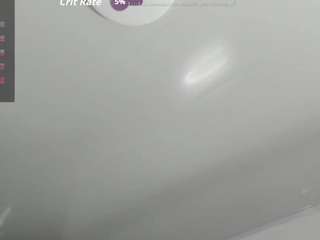 shirleyhot's CamSoda show and profile