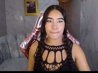 tiffany-smith-s Live Webcam on CamSoda